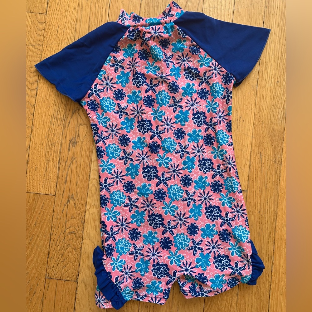 Cute Kids Floral Swim Suit/Rashguard in Coral and Blue Size 3-5yrs
